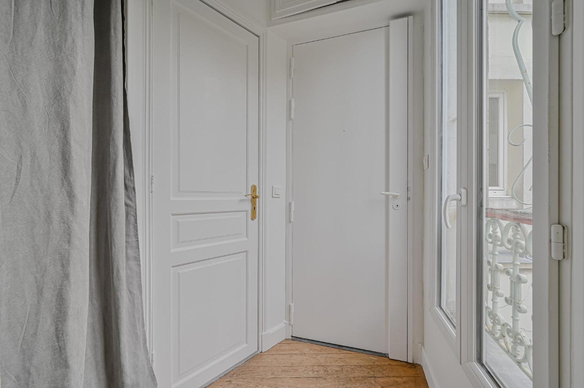 Le Poetique Niche Au Pied Du Sacre-Coeur Lejlighed Paris Eksteriør billede